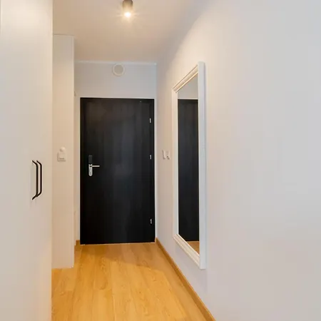 Lulu - Flora - Z Klimatyzacja , Solny Apartment