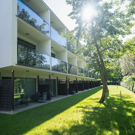 Flora - Z Aneksem I Klimatyzacja, Basen Netflix Appartamento Kołobrzeg