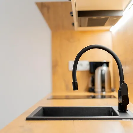 Flora - Z Aneksem I Klimatyzacja, Basen Netflix