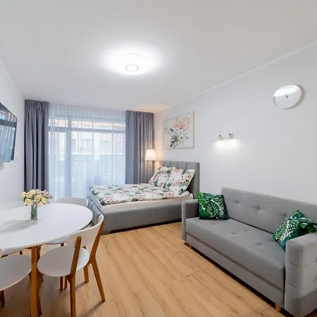 Apartman Flora - Z Aneksem I Klimatyzacja, Basen Netflix *