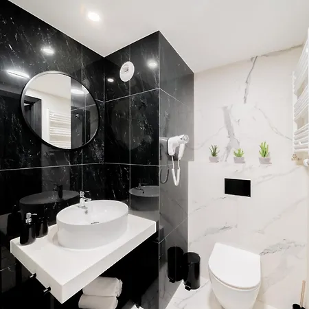 Lejlighed Flora - Z Aneksem I Klimatyzacja, Basen Netflix *