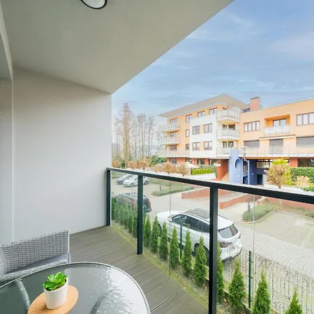 Flora - Z Aneksem I Klimatyzacja, Basen Netflix Kołobrzeg